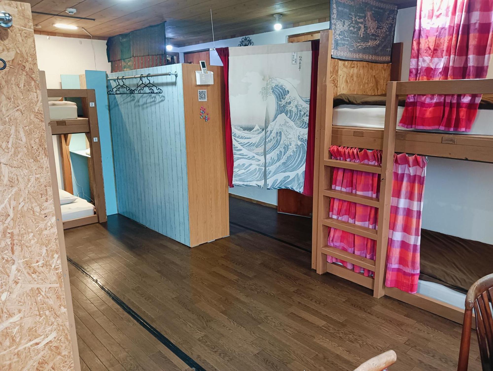 Holiday House Ryukyu-An "Music Hostel" Yomitan Buitenkant foto